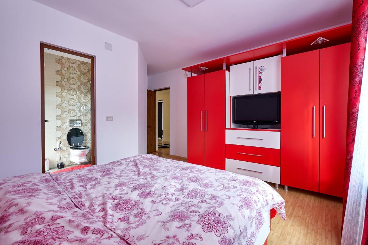 Casa Cu Flori Moisei Hotel Bagian luar foto