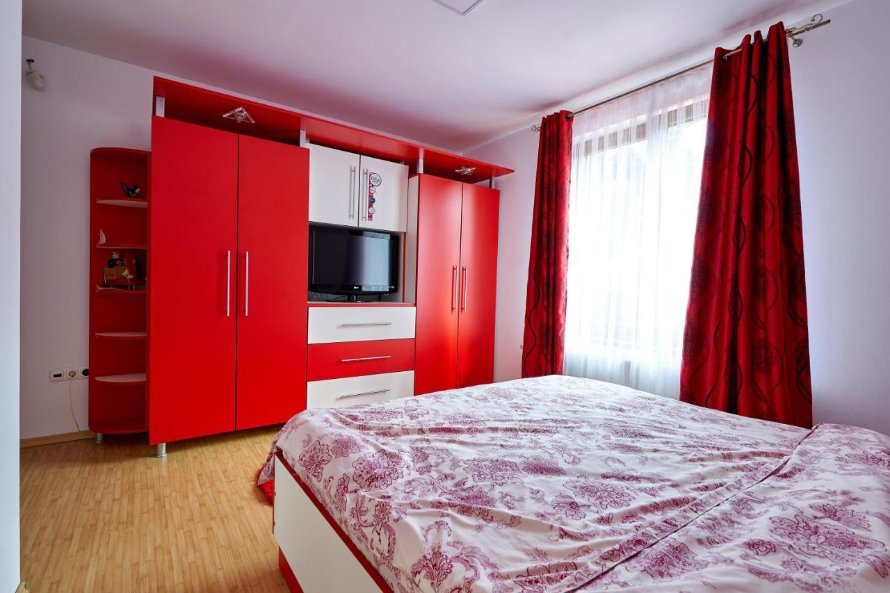 Casa Cu Flori Moisei Hotel Bagian luar foto