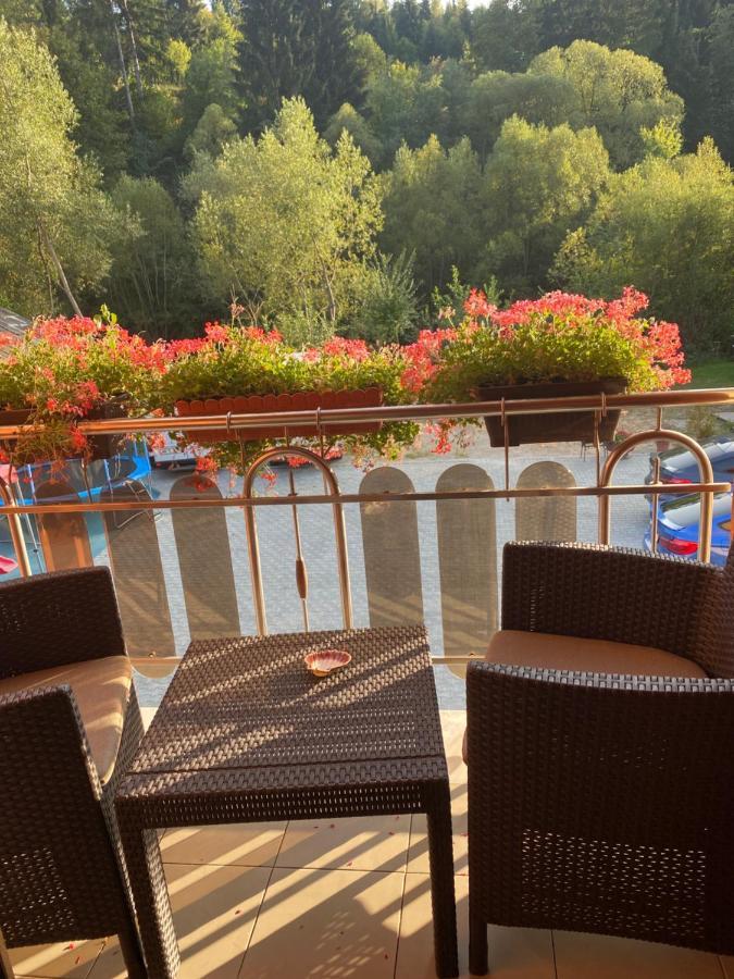 Casa Cu Flori Moisei Hotel Bagian luar foto